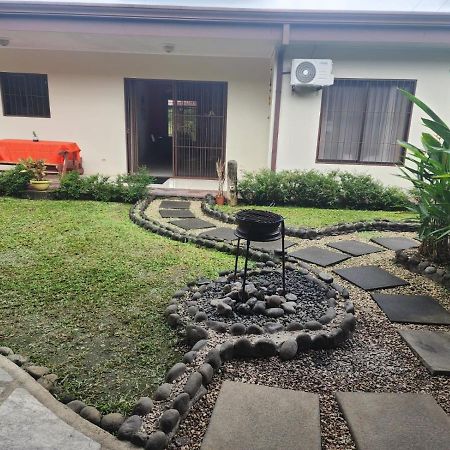 Elegant Villa In La Fortuna With Spacious Backyard Plus Very Private Pool & Parking Zewnętrze zdjęcie