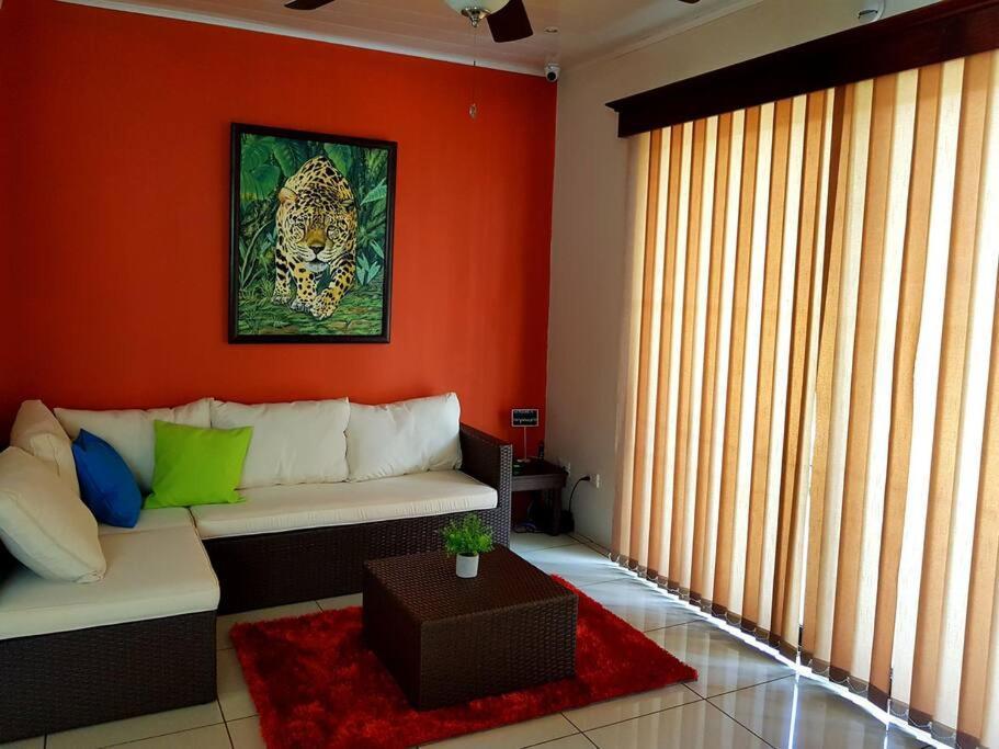 Elegant Villa In La Fortuna With Spacious Backyard Plus Very Private Pool & Parking Zewnętrze zdjęcie