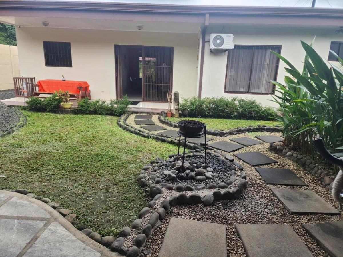 Elegant Villa In La Fortuna With Spacious Backyard Plus Very Private Pool & Parking Zewnętrze zdjęcie